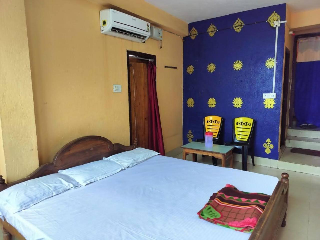 Tripureswari Guest House Puri Exterior photo